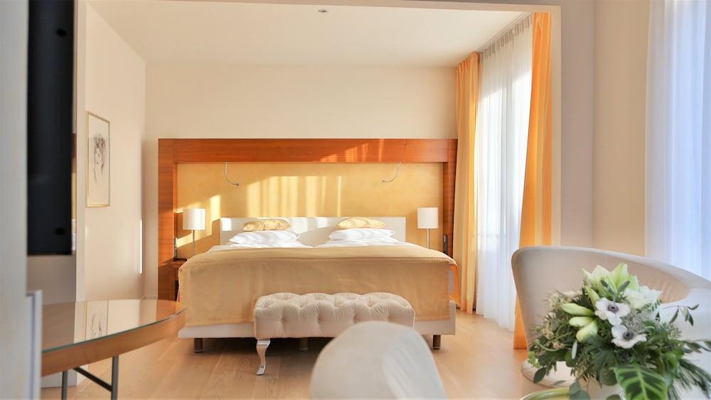 Hotel Aqua Aurelia Suitenhotel An Den Thermen 4*